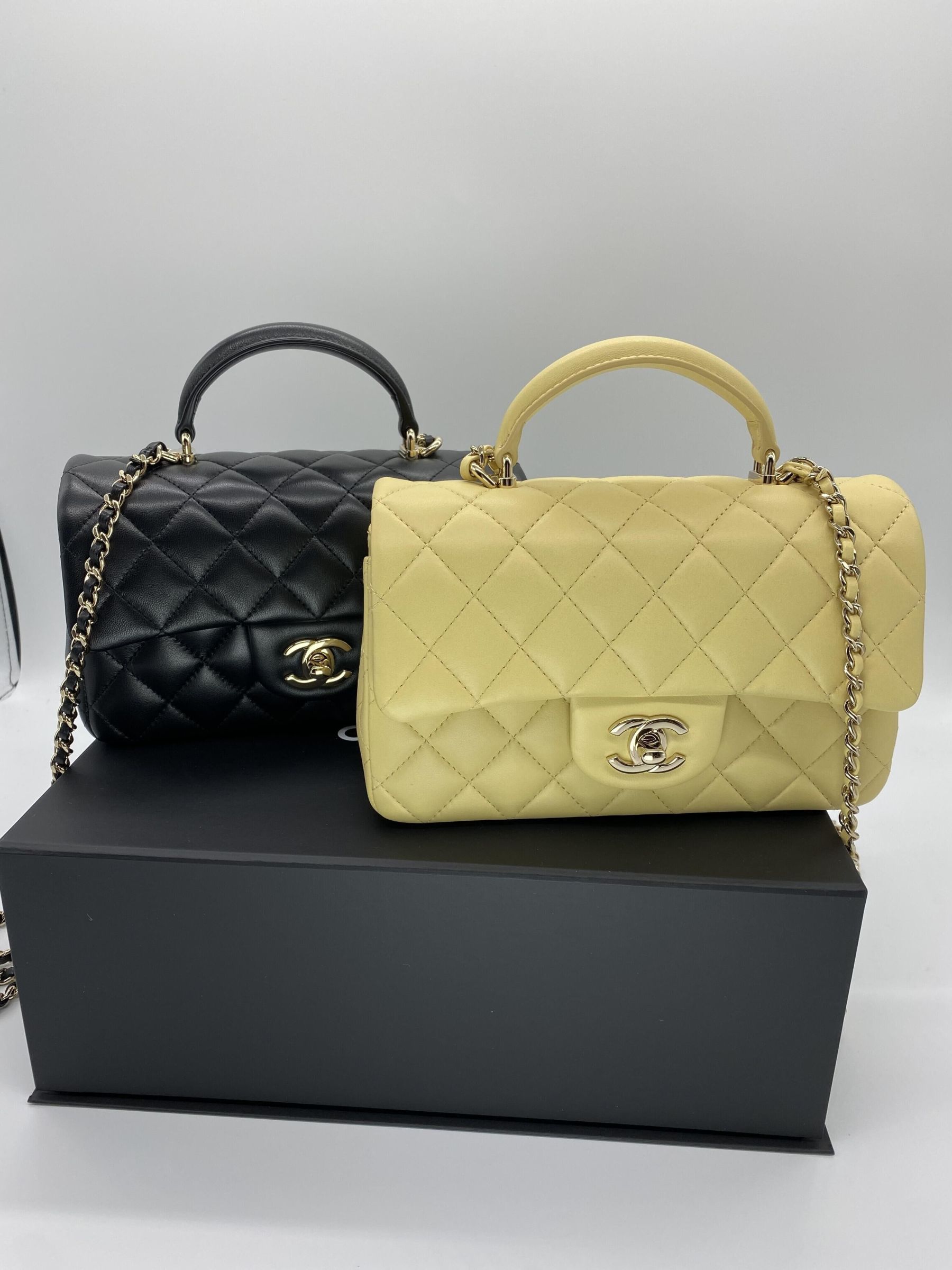 国内配送 新作 CHANEL トップハンドル ミニフラップバッグ